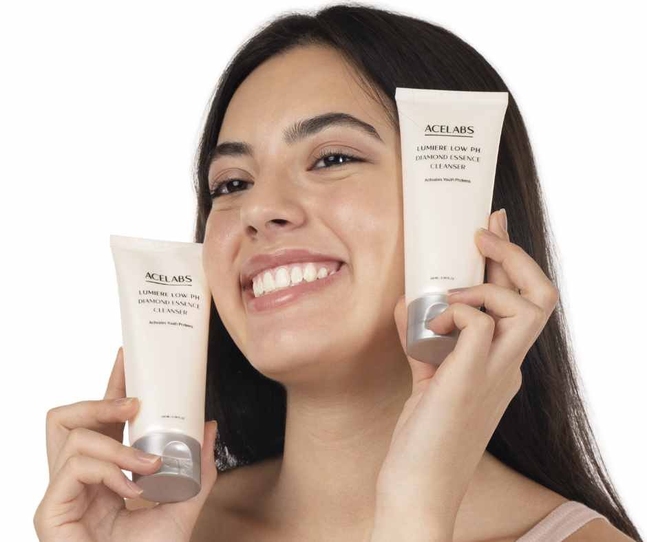 dimaond drop serum with model